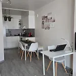 Sea side app te huur